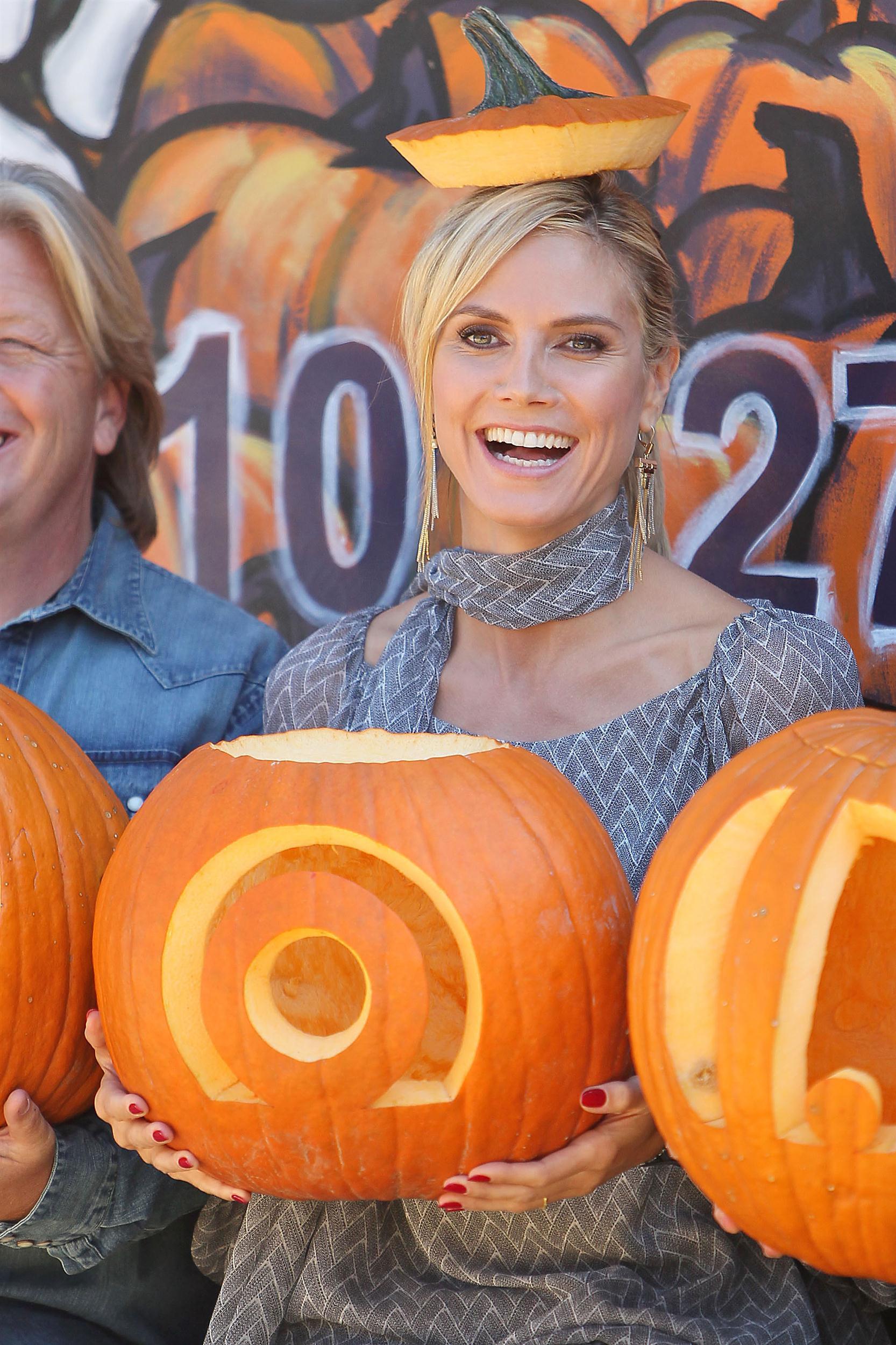 Heidi Klum at Mr Bones Pumpkin Patch in West Hollywood | Picture 100750